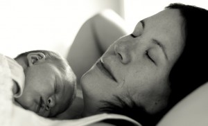 Postpartum-Mama-Baby-Sleep